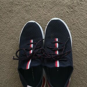 Women’s Tommy Hilfiger shoes, size 7, worn a few times